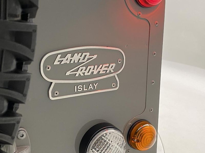 Land Rover Defender (2024) WORKS V8 ISLAY ED. REZERVACE - fotka 20 z 40