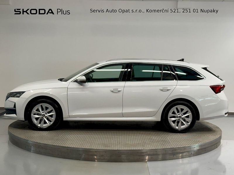 Škoda Octavia (2026) TOP SELECTION 2.0TSI 150KW MAT - fotka 3 z 34