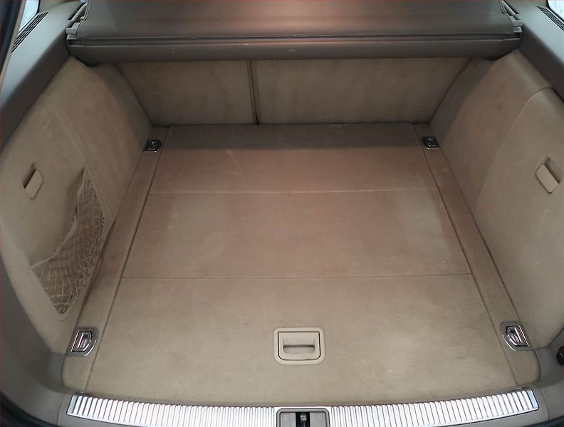 Audi A4 (2005) 2.0, po STK, Tažné, rezervace - fotka 12 z 13