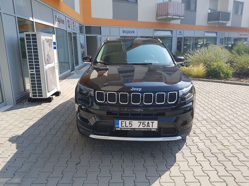 Jeep Compass 1.3 GSE PHEV 4xe - fotografie inzerátu