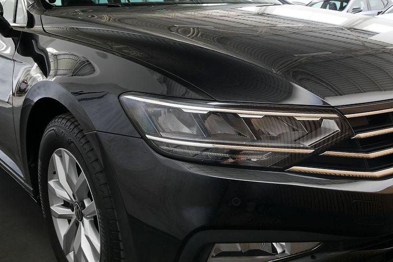 Volkswagen Passat 2.0TDI 110kW DSG ACC Pano Tažn - fotka 7 z 27