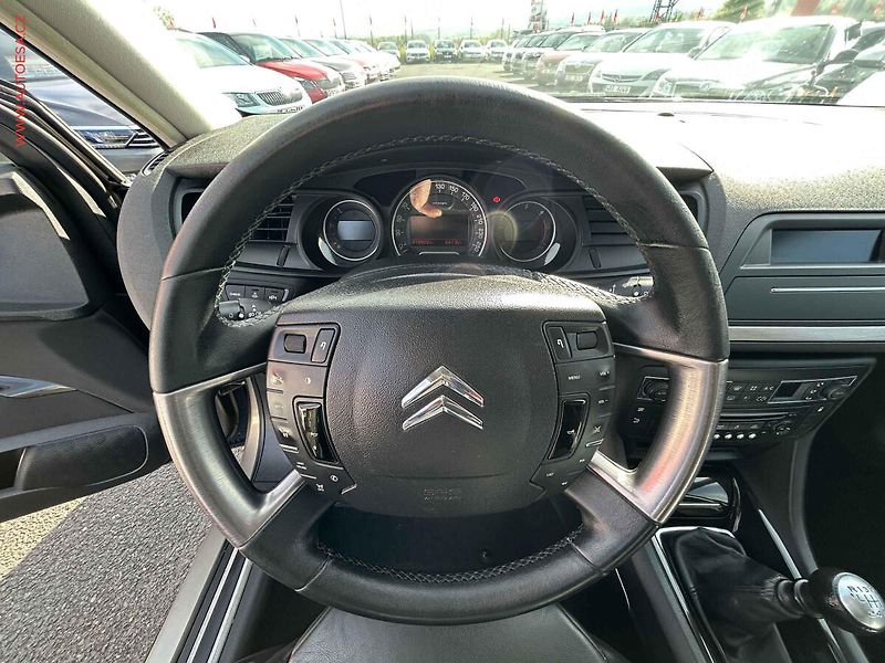 Citroën C5 (2010) 2.0 HDi, ČR, STK9/28 - fotka 12 z 18