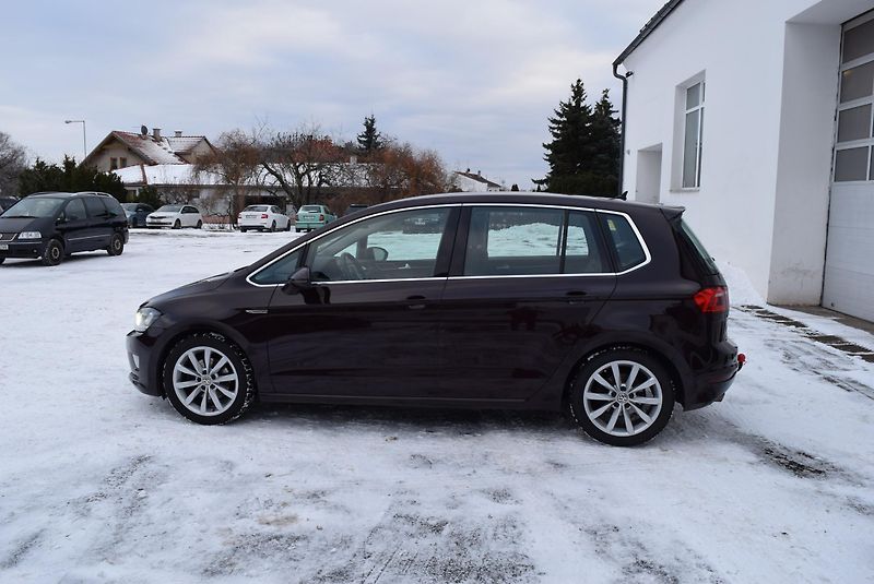 Volkswagen Golf Sportsvan (2018) 1.4TSI 92kw HIGHLINE BMT NAVI - fotka 13 z 50
