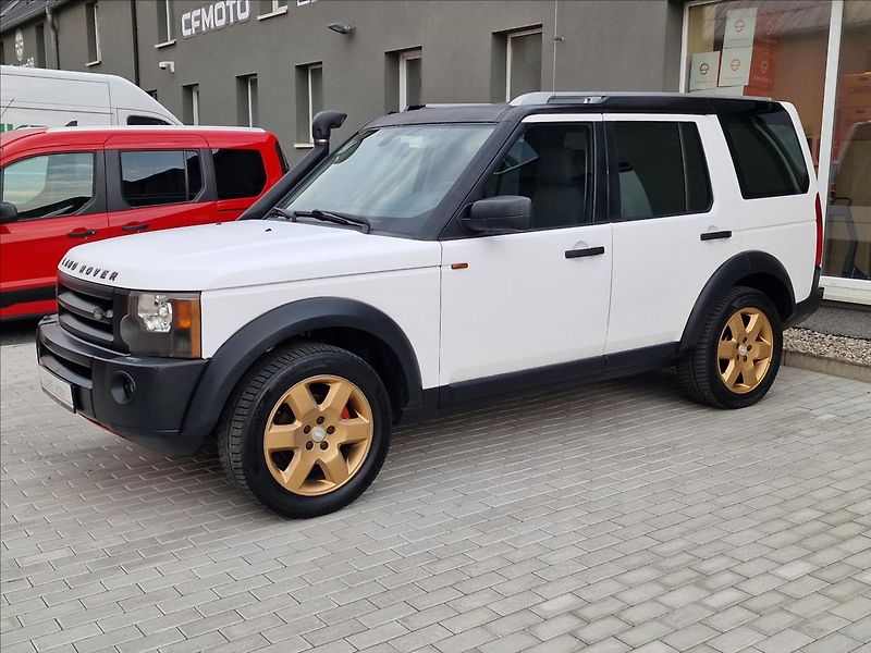 Land Rover Discovery 2.7 TDV6 140kW 4x4 - fotka 6 z 42