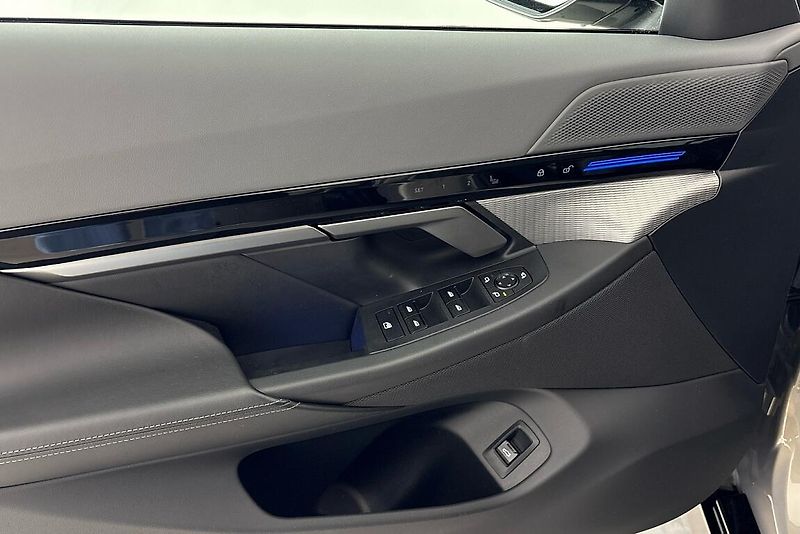 BMW Řada 5 540d xDrive Sedan - fotka 14 z 18