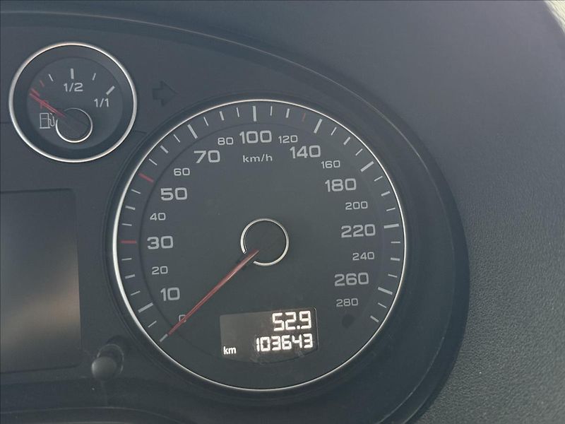 Audi A3 1,2   TFSI 77kW - fotka 12 z 21
