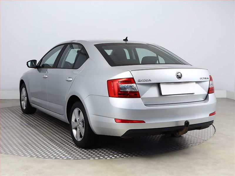 Škoda Octavia (2015) Elegance 2.0 TDI, Automat - fotka 4 z 15