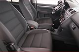 Volkswagen Touran (2012) 1.6 TDI, Navi, Tempomat - náhled 9