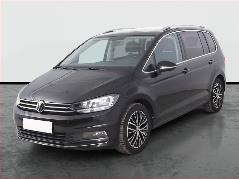 Volkswagen Touran (2021) Highline 2.0 TDI - fotka 2 z 21