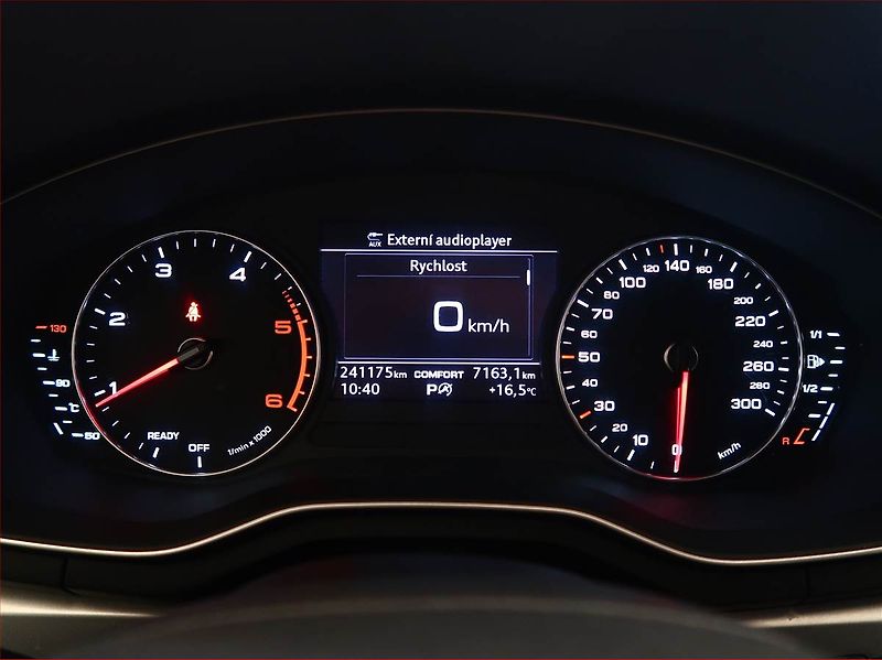Audi A4 (2017) 2.0 TDI, Automat, Navi - fotka 11 z 19