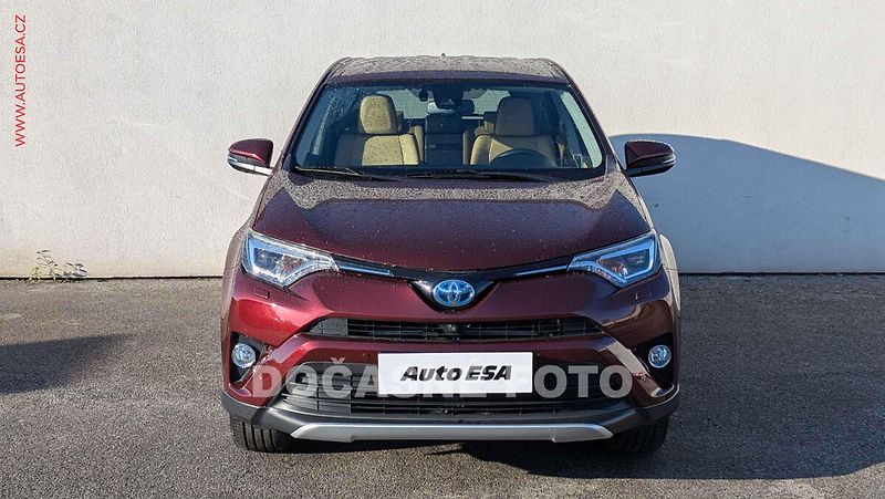 Toyota RAV4 (2017) 2.5 Hybrid 4WD, 2.maj,ČR - fotka 2 z 18