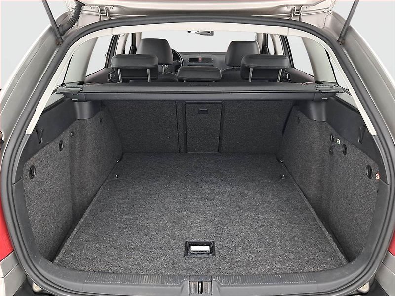 Škoda Octavia (2007) 1.9 TDI DPF 4x4, 4X4 - fotka 13 z 14