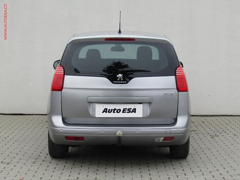Peugeot 5008 (2015) 1.6HDi, ČR, AC, TZ, navi - fotka 5 z 18