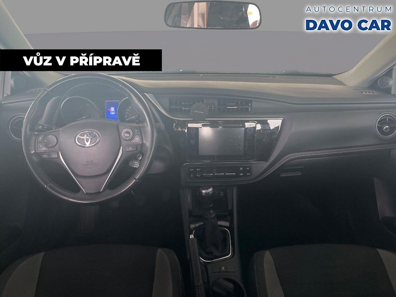 Toyota Auris 1,4 D-4D 66 kW Sports Active - fotka 3 z 12