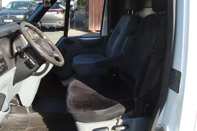 Ford Transit (2010) 300L, 2.2 TDCi - fotka 21 z 51