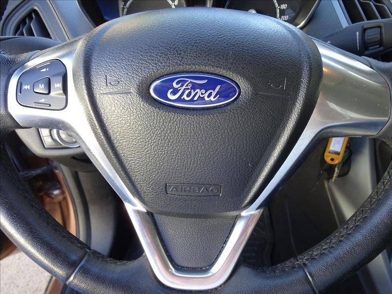Ford B-MAX 1,0 i 74kW - fotka 35 z 47