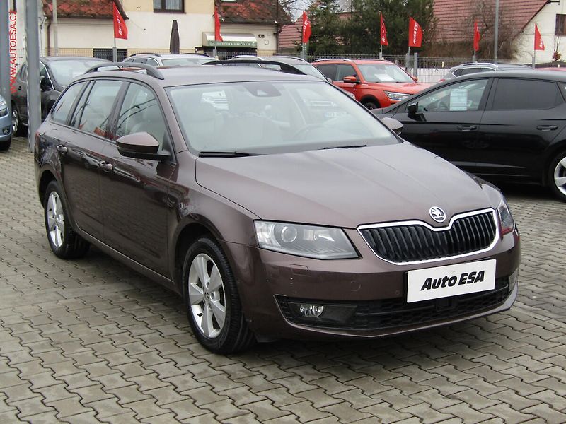 Škoda Octavia (2013) 1.4 TSi, Elegance, DSG, bixen - fotografie inzerátu