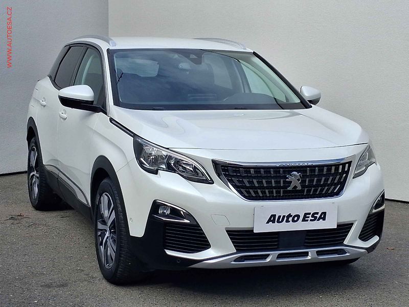Peugeot 3008 (2020) 1.2PT, Allure - fotografie inzerátu