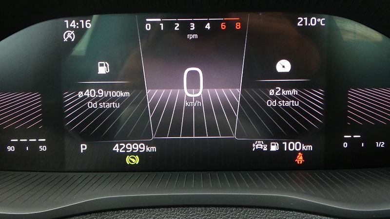 Škoda Karoq 1,5 TSI DSG Ambition - fotka 13 z 24