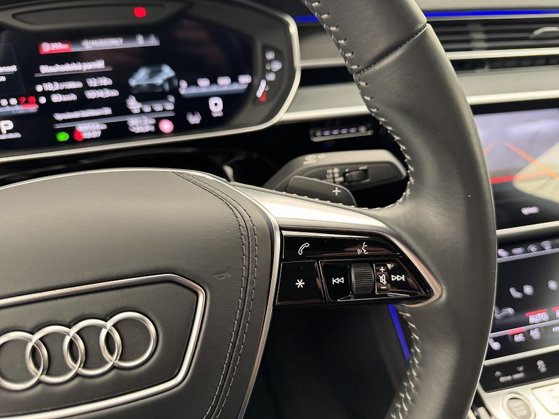 Audi A8 55Tfsi*250kw*4x4*S-Line*DPH* - fotka 25 z 45