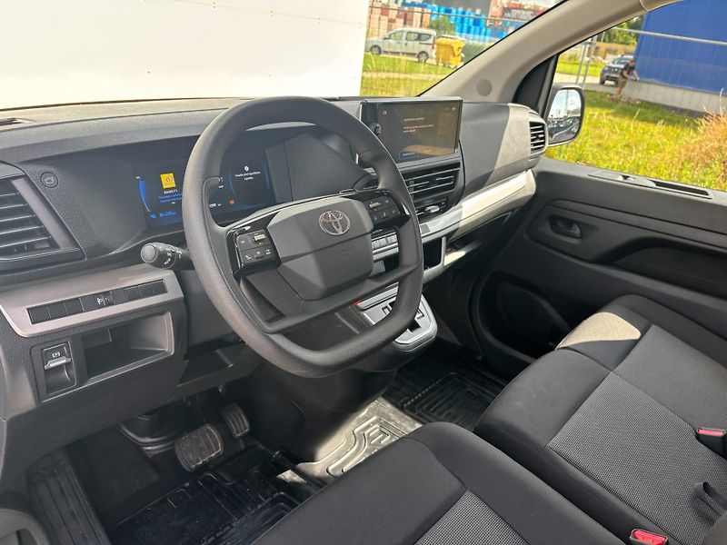 Toyota ProAce Full Electric 75kWh Active - fotka 11 z 23