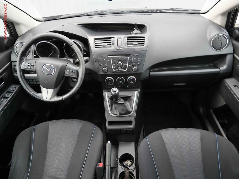 Mazda 5 (2011) 1.6 D, AC, tempo, park.asist - fotka 9 z 15