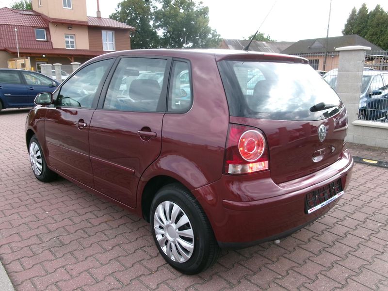 Volkswagen Polo (2006) 1,4 16V COMFORT AC ISOFIX - fotka 5 z 26