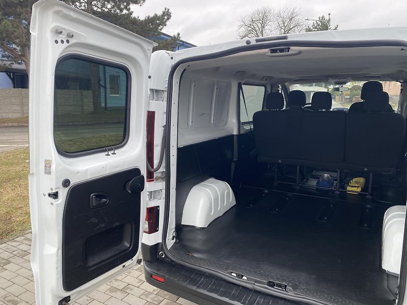 Renault Trafic (2019) 1.6DCi, 5-MÍST, 1.MAJ.ČR!! - fotka 34 z 42