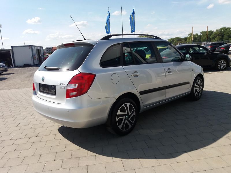 Škoda Fabia 1.2TSi,DIG.KLIM,VÝHŘEV.SEDAD! - fotka 4 z 27
