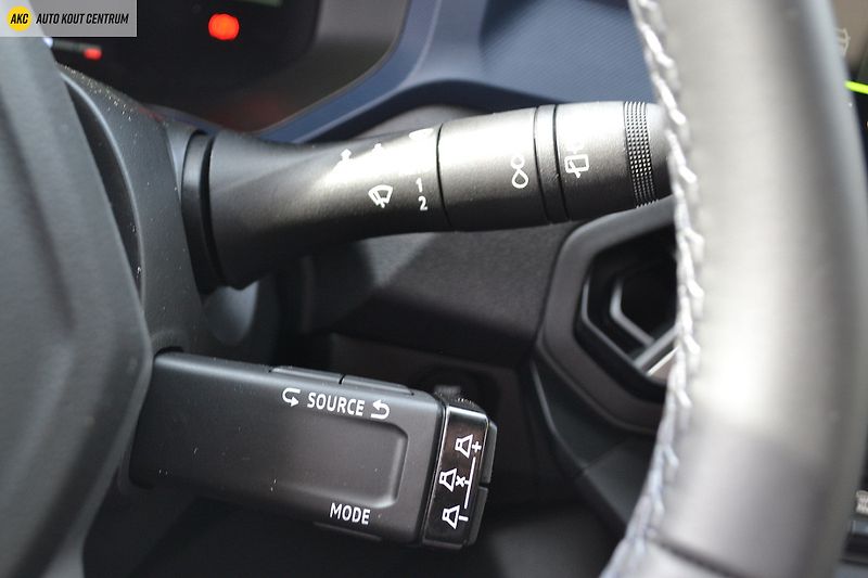 Dacia Duster 1.0TCE LPG JOURNEY  ECO- G 100 - fotka 50 z 59