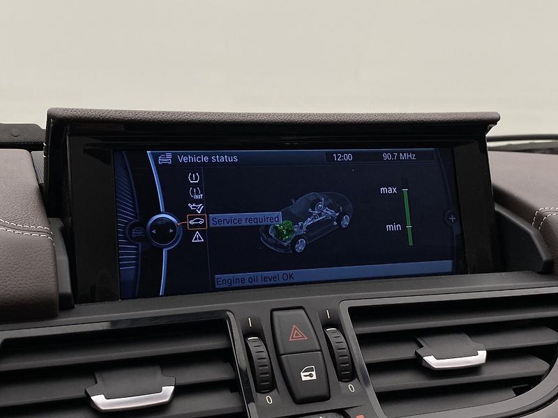 BMW Z4 sDrive 35i N54 AUT CZ 1. maj - fotka 43 z 56