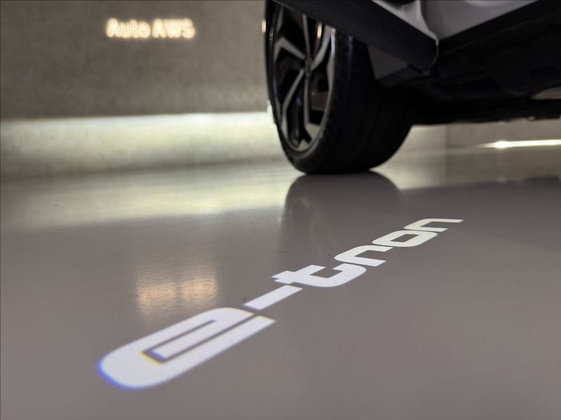 Audi e-tron S-Line Digital LED Záruka - fotka 48 z 49