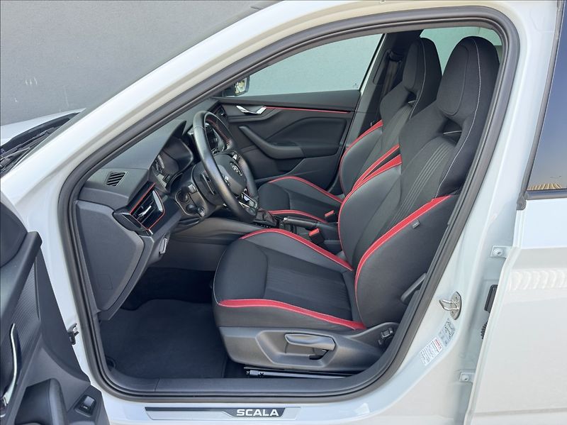 Škoda Scala 1,5 TSI MonteCarlo DPH 1maj ČR - fotka 21 z 50