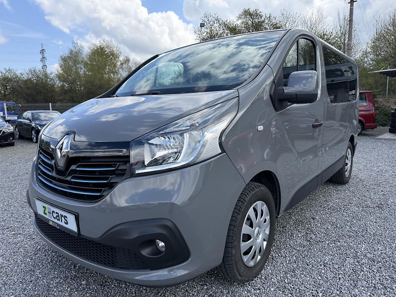 Renault Trafic 1.6dCi 89kW 9 míst ČR - fotka 1 z 20