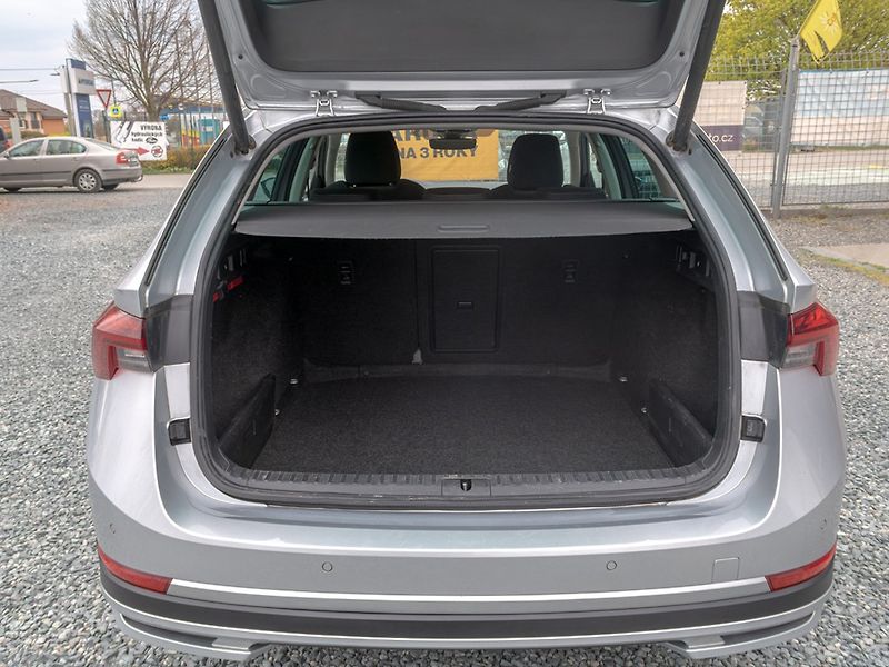 Škoda Octavia (2021) ČR 2.0TDI 147KW SCOUT - fotka 43 z 54