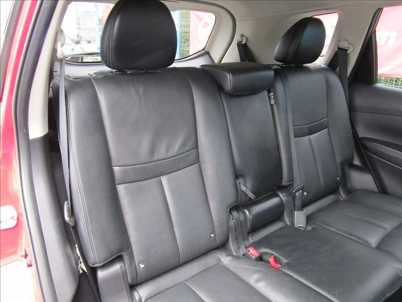 Nissan X-Trail 1.6dCi 96kW 4x4 Tekna, 1.maj. - fotka 37 z 78
