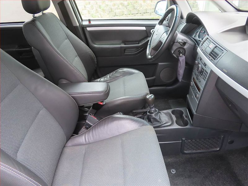 Opel Meriva (2009) 1.7 CDTI, Serv.kniha, nová STK - fotka 9 z 18