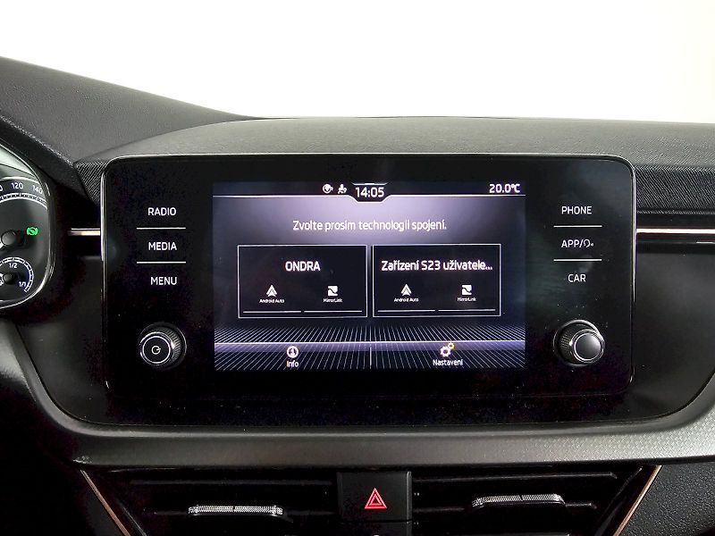 Škoda Kamiq (2022) 1.0TSI 81kW DSG STYLE - fotka 12 z 30