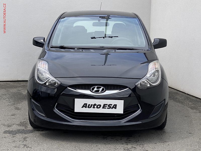 Hyundai ix20 (2014) 1.6 CRDi, AC - fotka 2 z 15