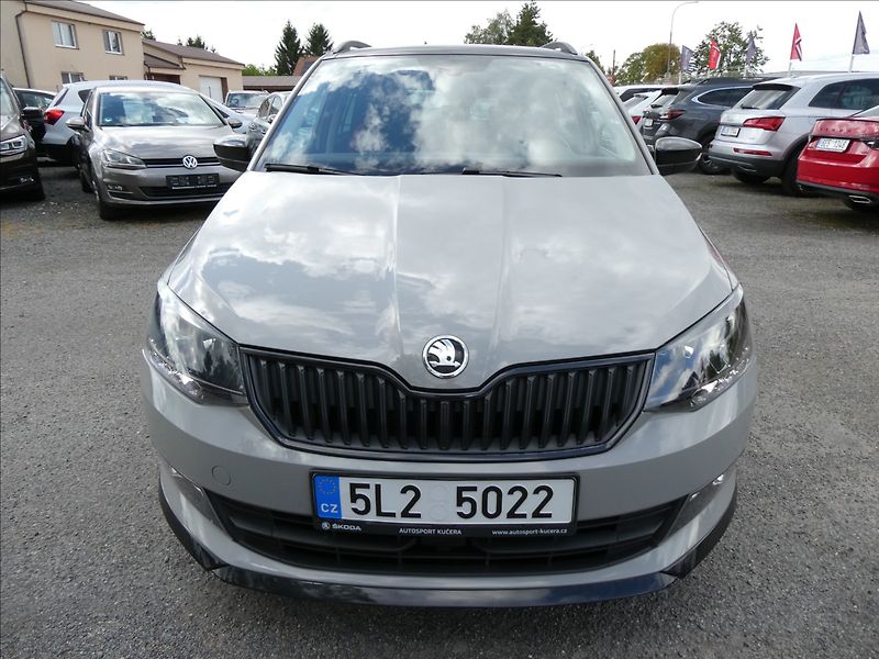 Škoda Fabia 1,2 TSI 81kW Monte Carlo, ČR - fotka 2 z 48
