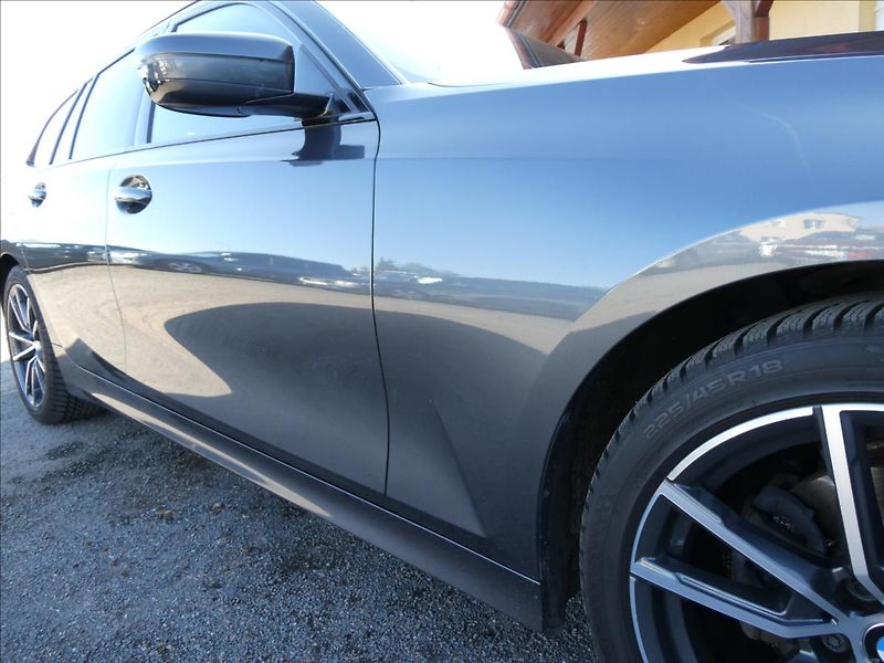 BMW Řada 3 2,0 320D xDrive,M-paket,1.maj. - fotka 14 z 52