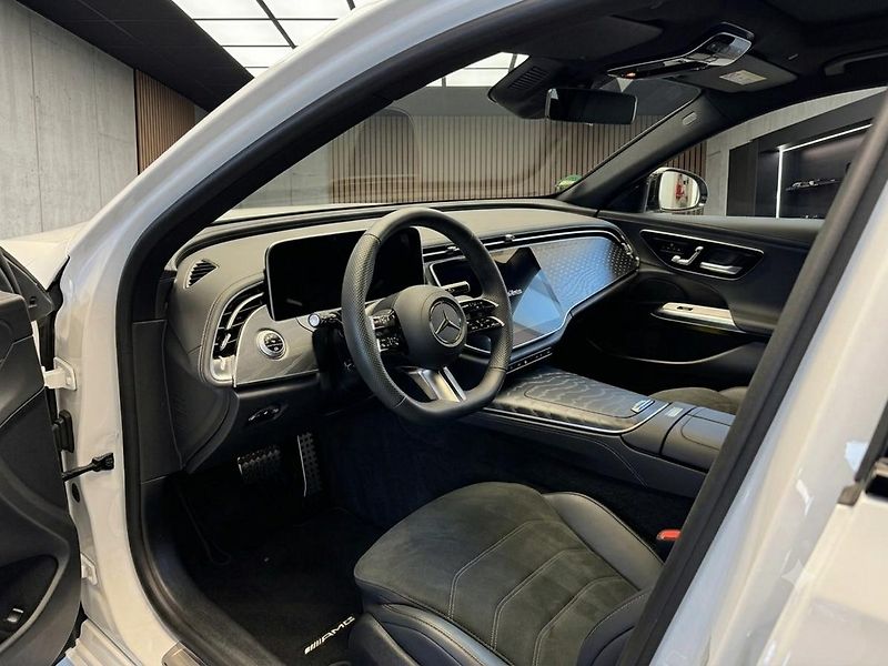 Mercedes-Benz Třídy E (2024) E 220d 4M KOMBI - fotka 5 z 7