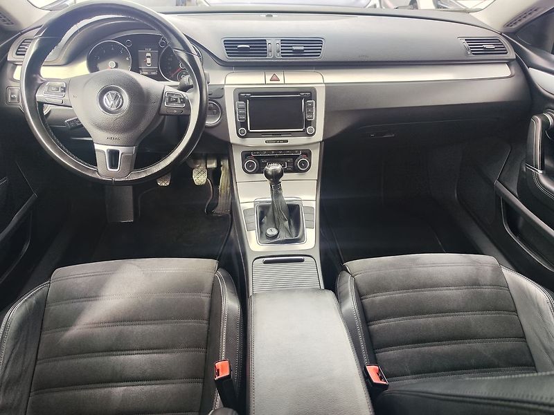 Volkswagen CC 1.8 TSI/118kW Sport - fotka 13 z 33