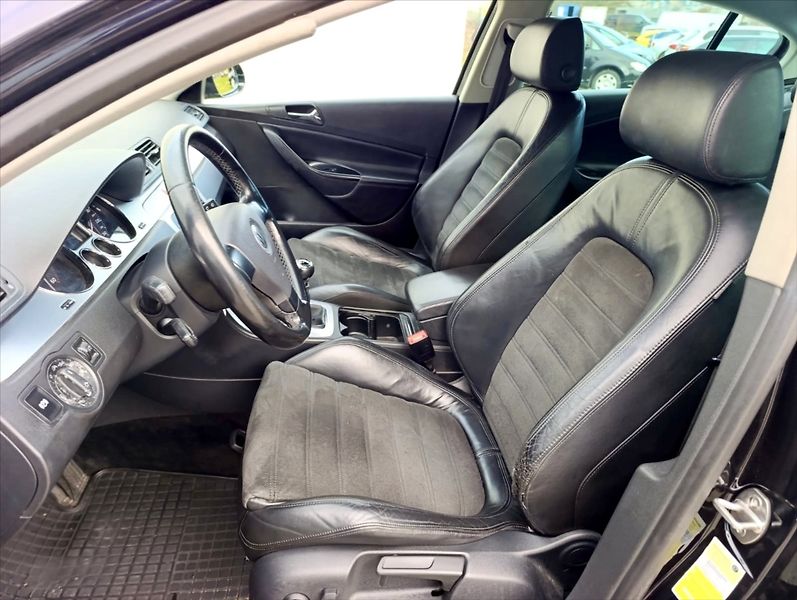 Volkswagen Passat 2,0 TDi Bi-xenon,Kůže,Tempomat - fotka 14 z 30