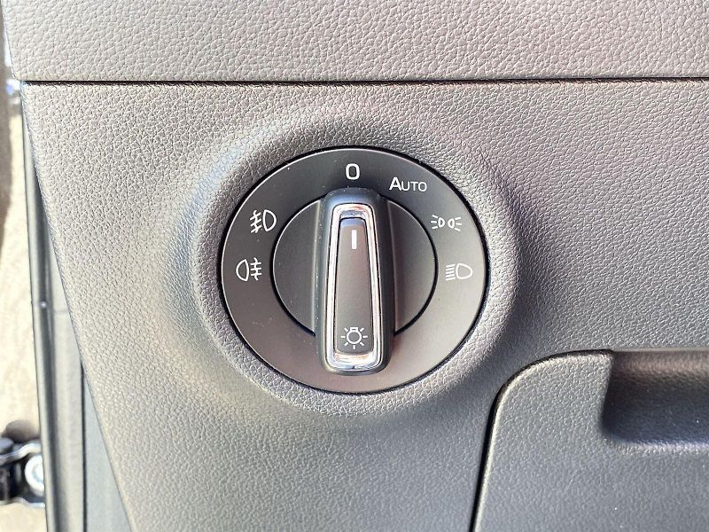 Škoda Karoq (2018) 1.5 TSI DSG Style + - fotka 13 z 36
