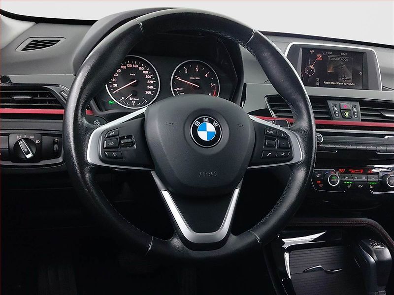 BMW X1 (2016) sDrive18d, Automat, Serv.kniha - fotka 21 z 21