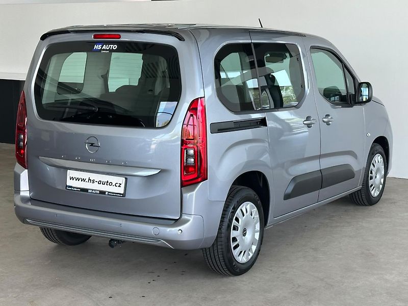 Opel Combo Edition Plus L1H1 1.5CDTI, MT6 - fotka 4 z 17