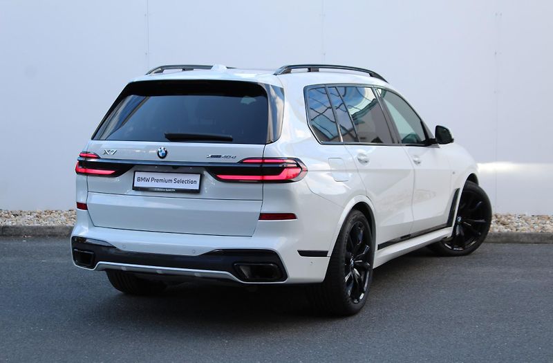 BMW X7 xDrive40d | Mpaket PRO | ČR - fotka 2 z 32