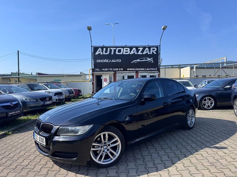 BMW Řada 3 (2011) E90 2,0D 85 KW PĚKNÝ - fotka 1 z 45