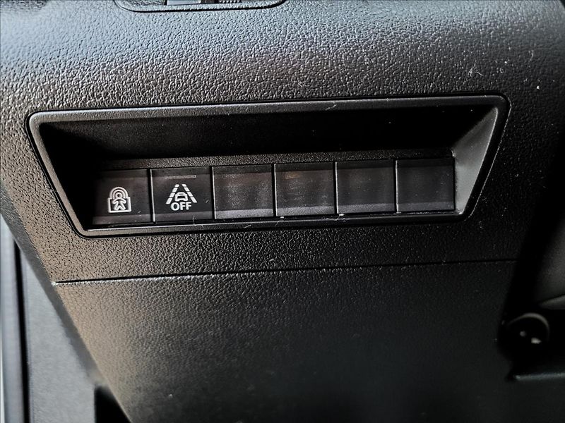 Citroën Berlingo 1,5 HDI,XL,7míst,navi,tažné - fotka 36 z 49